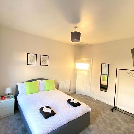Kisobi Home Bedroom 1 Kingston upon Hull Eksteriør billede