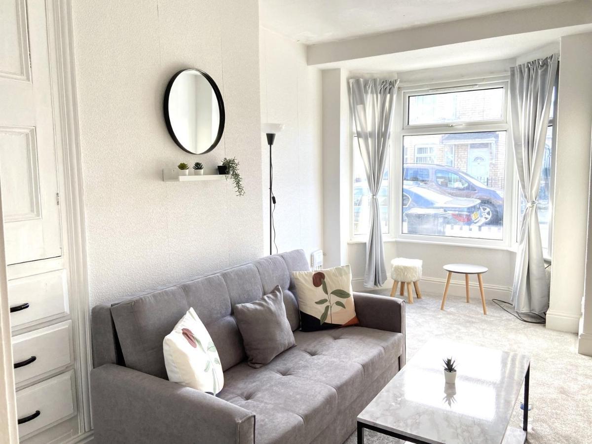 Kisobi Home Bedroom 1 Kingston upon Hull Eksteriør billede